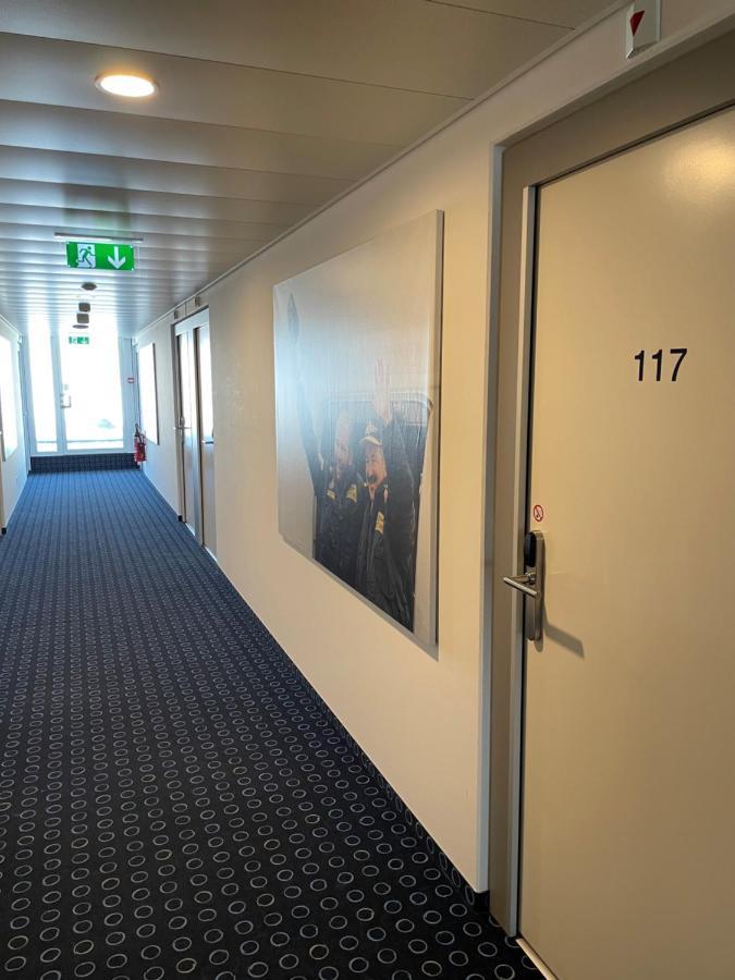 Airporthotel غرنشن المظهر الخارجي الصورة