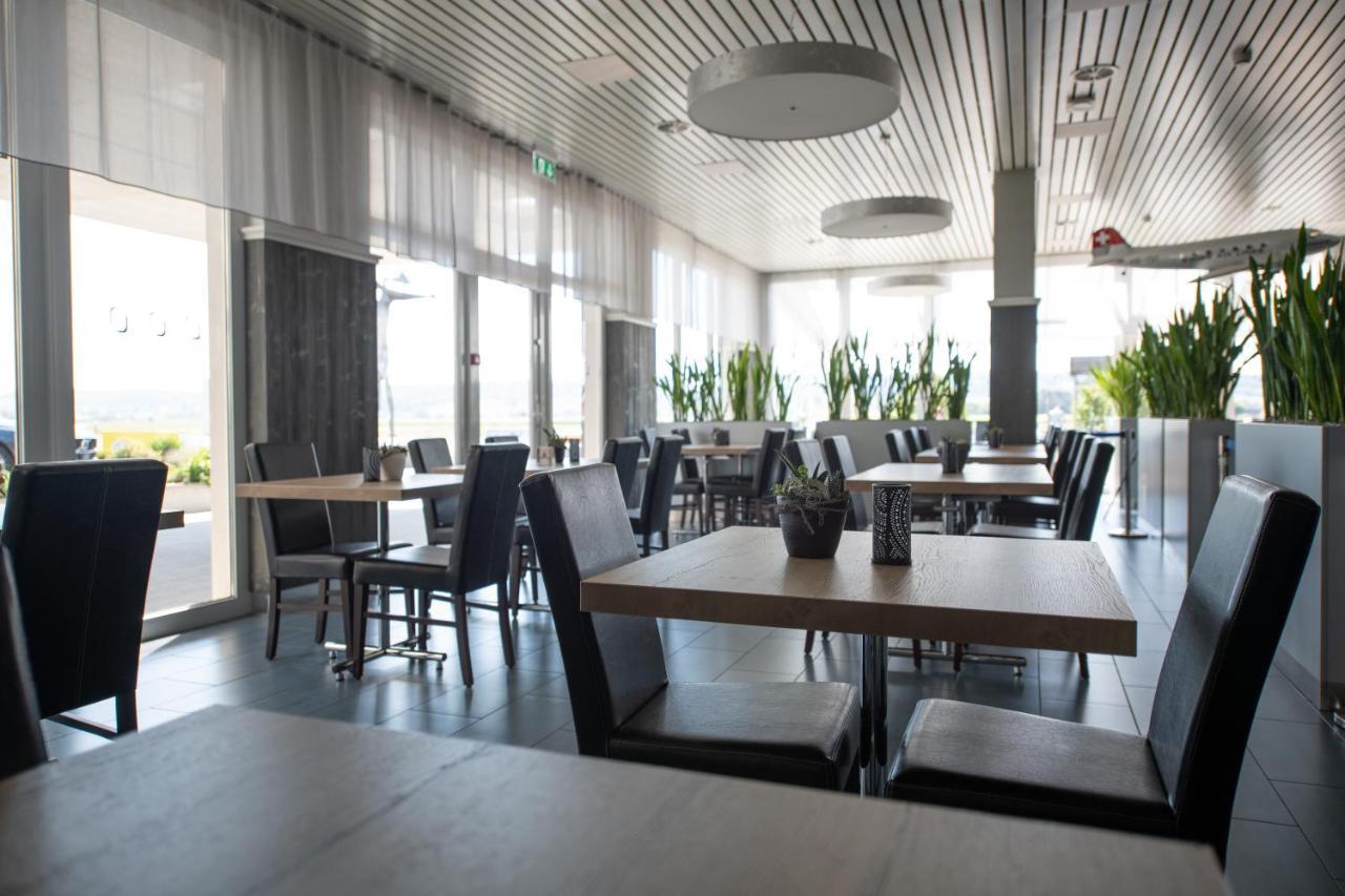 Airporthotel غرنشن المظهر الخارجي الصورة
